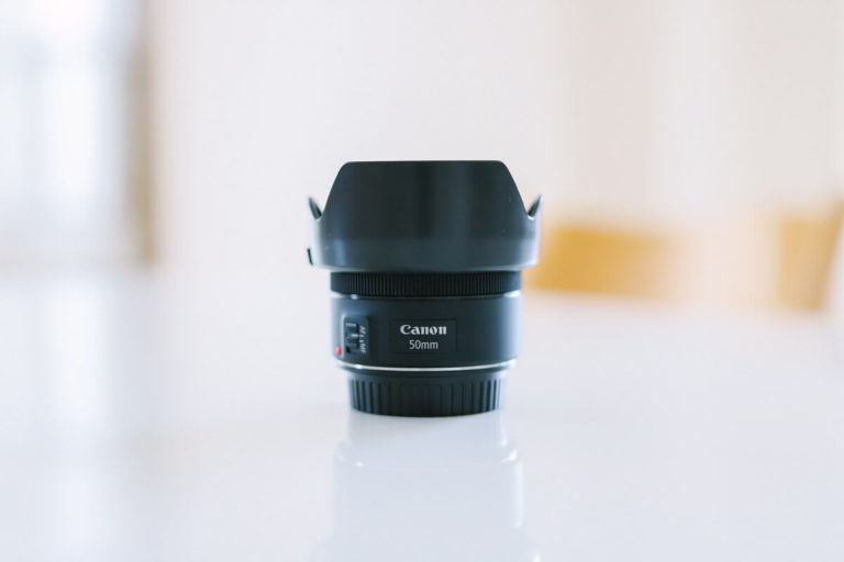 Canon RF50mm F1.8 STM + 純正フード-