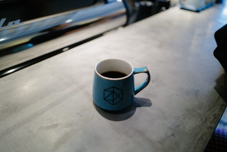 名古屋・池下のカフェバー「Z/X coffee（ゼクスコーヒー）」に行ってき 