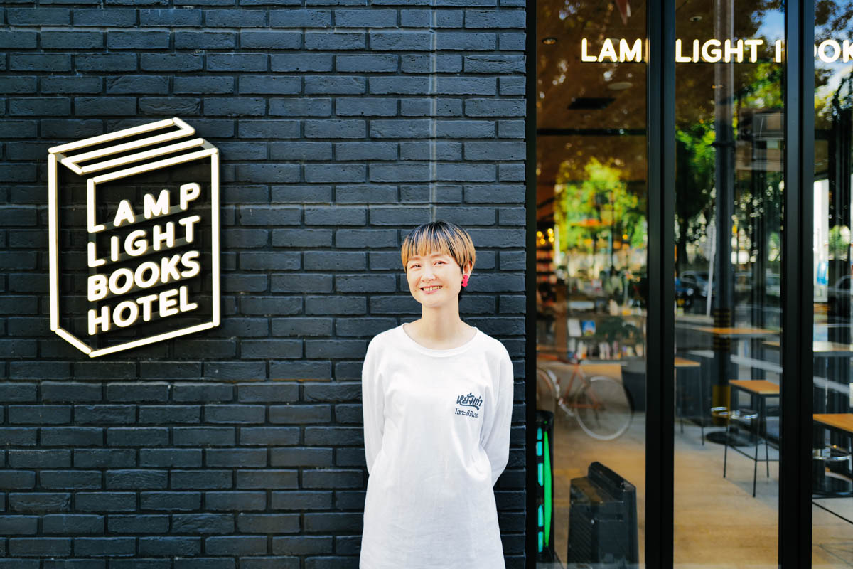名古屋・伏見のブックカフェ「LAMP LIGHT BOOKS CAFE」にコーヒー休憩しに行ってきました！ オニマガ 名古屋の暮らしの