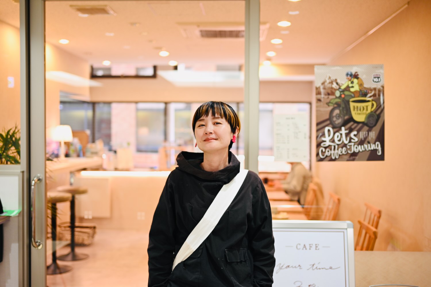 【アンティーク】カフェテーブル　（参議院/三越納入の銘） アンティーク】カフェテーブル （参議院/三越納入の銘）