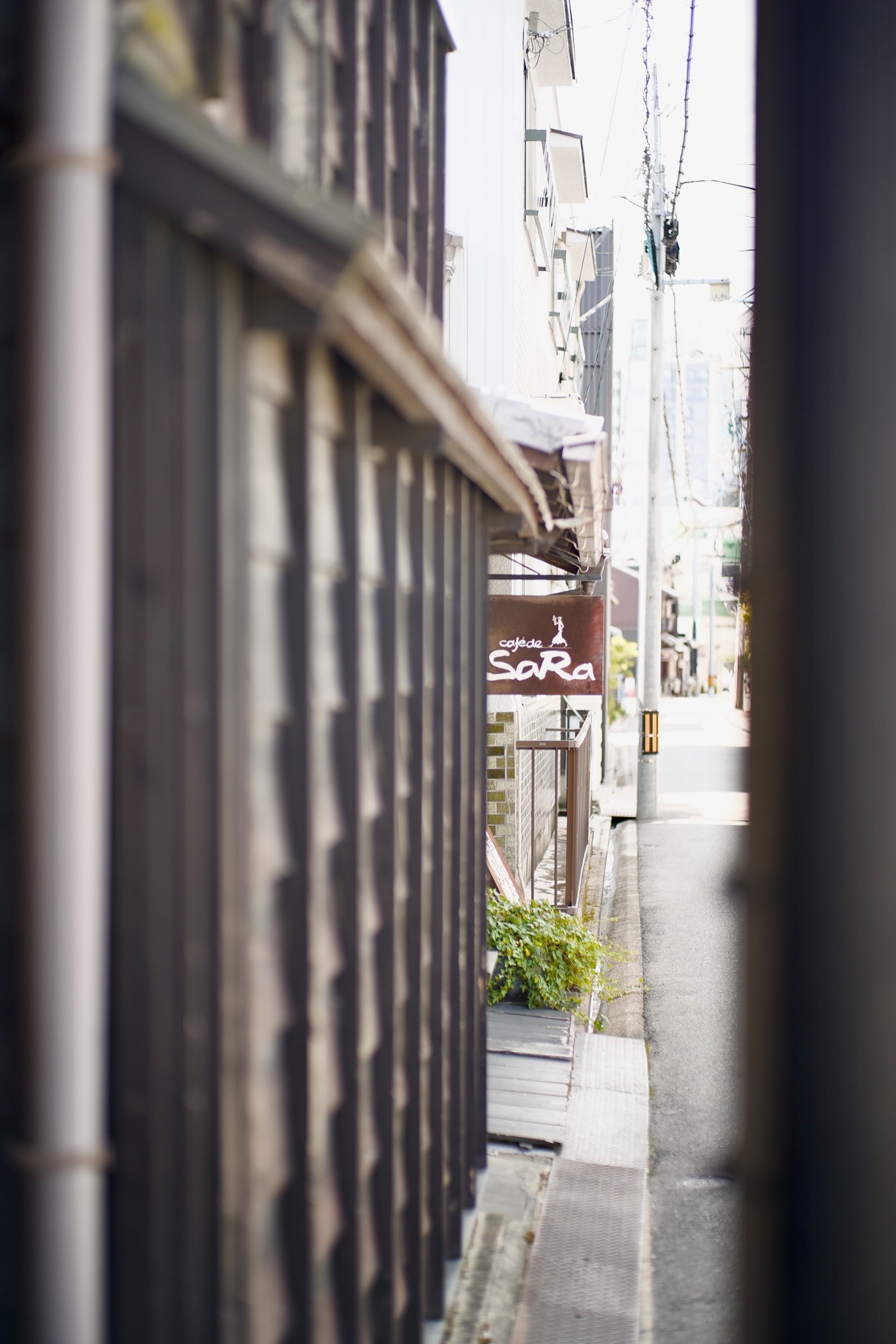 四間道の古い町家の側面